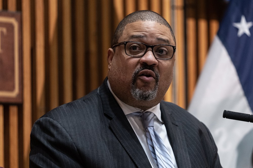 Manhattan District Attorney Alvin Bragg speaks at a press conference at the NYPD headquarters on April 18, 2023.