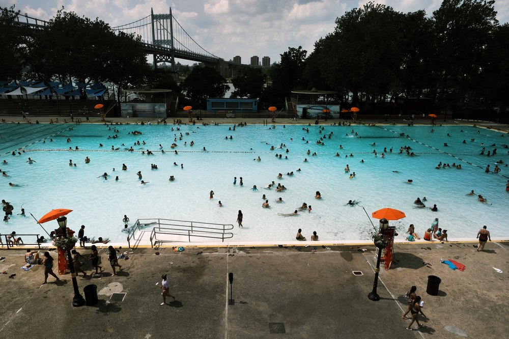 Astoria Pool