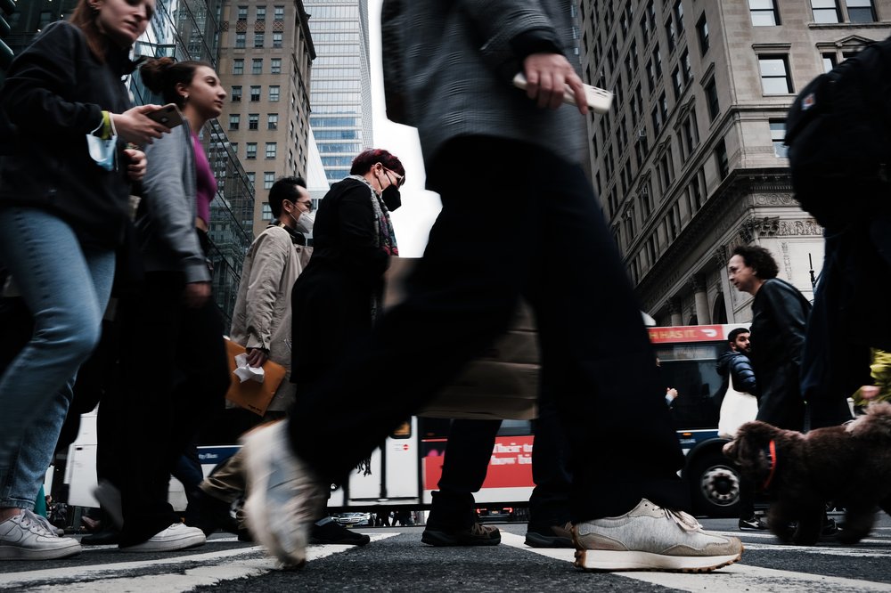Pedestrian foot traffic in Manhattan