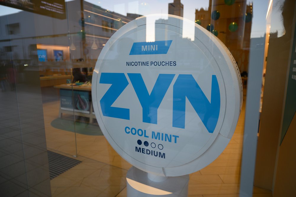 An ad for Zyn pouches.