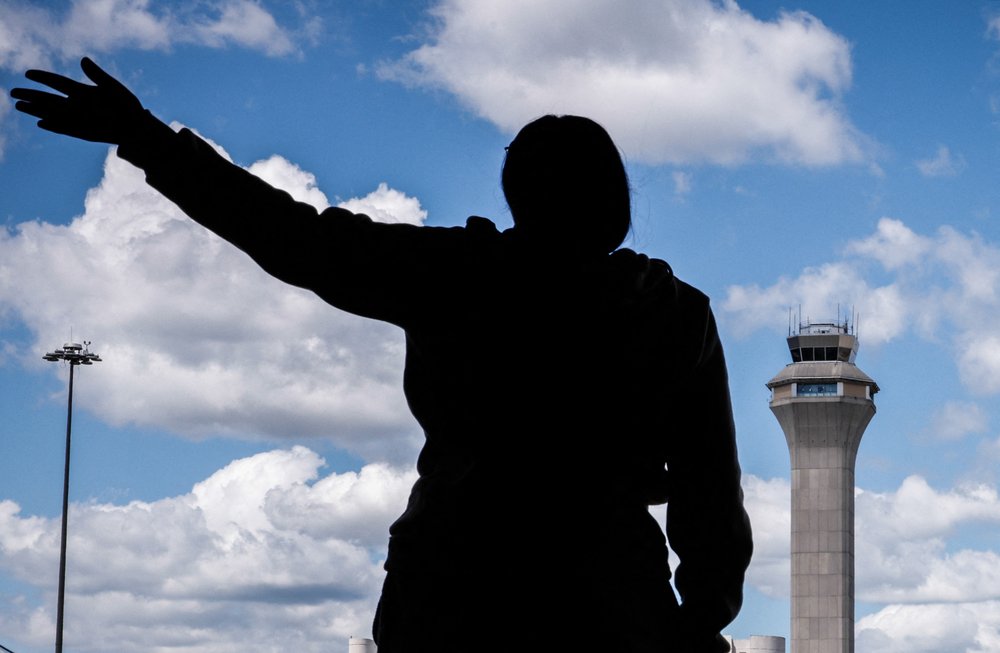 The FAA control tower at Newark Airport.
