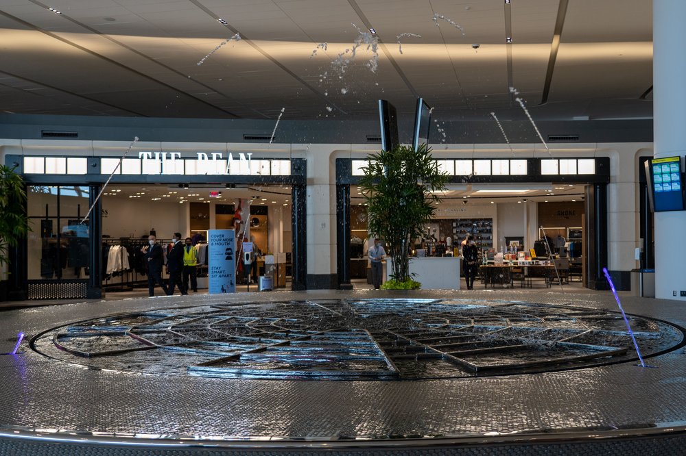 A photo of a water fountain at LaGuardia's Terminal B.