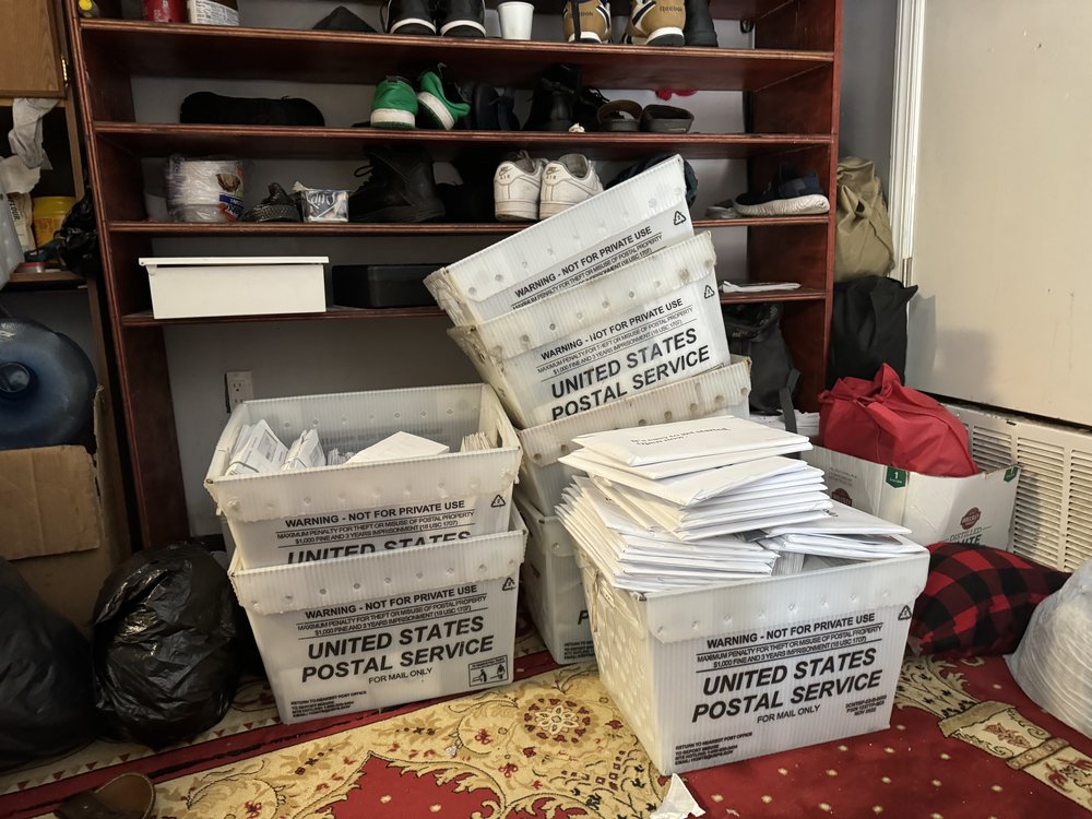 Photo of mail for migrants piled high at Darou Salam mosque