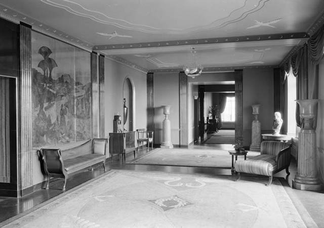 Naptlobby1111.jpeg "River House. Entrance foyer, north end.December 17, 1931. 52nd Street and East River."