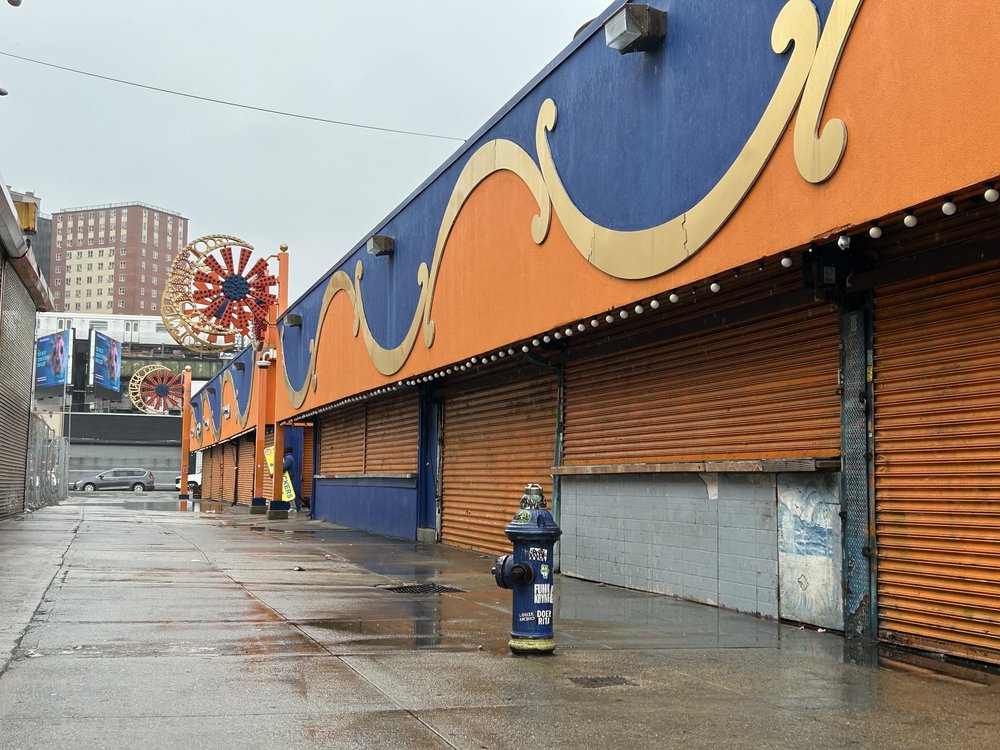 A slow day on Coney Island.
