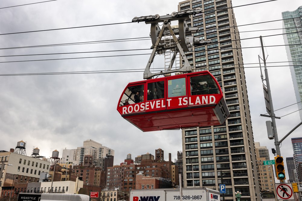 A photo of the Roosevelt Island tram