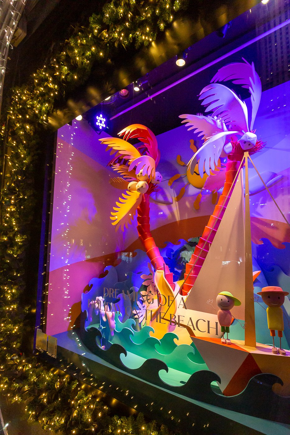 Saks-17.jpg A photo of Saks Fifth Avenue's 2021 holiday window display