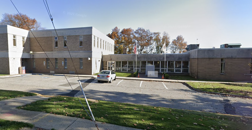 Exterior photo of the Totowa, NJ police department.