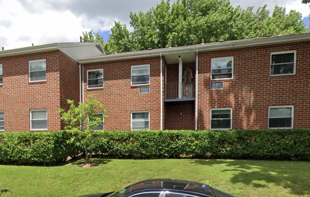 A photo of 33 Carmel Court on Staten Island where police say an elderly man stabbed and killed his wife.