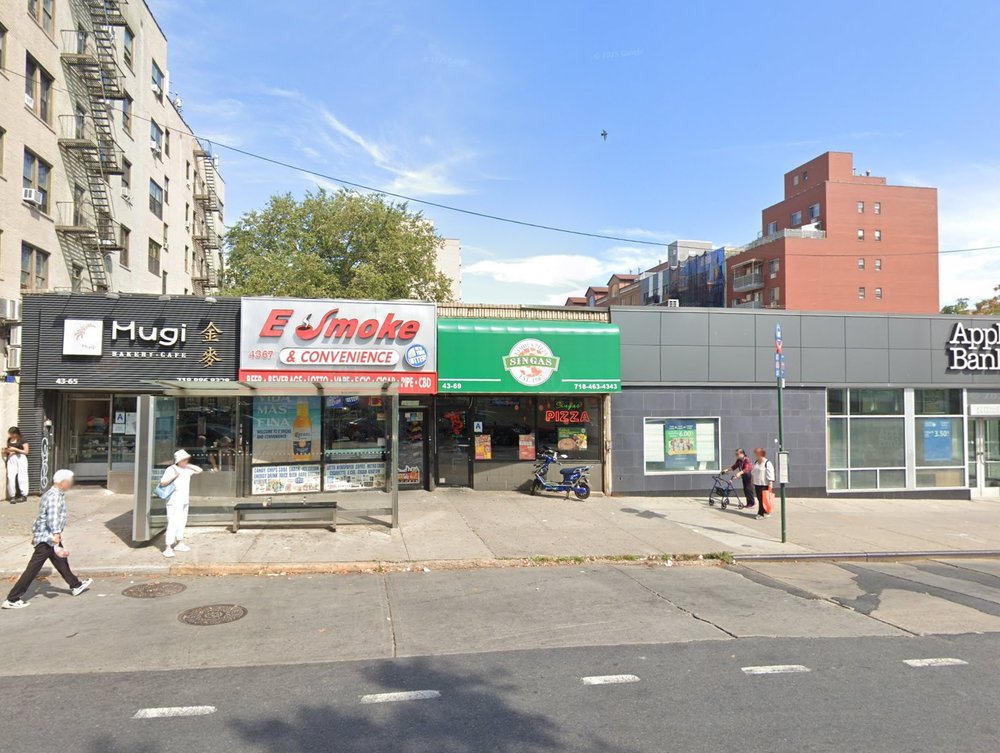 43-69 Kissena Blvd in Flushing, Queens — the site of a fatal fire, shown in a Google Maps street view.
