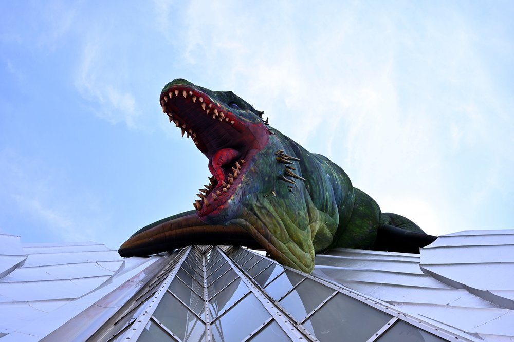 The dragon is made up of more than 1,700 total patterns and 600,000 inches of sewn seams.