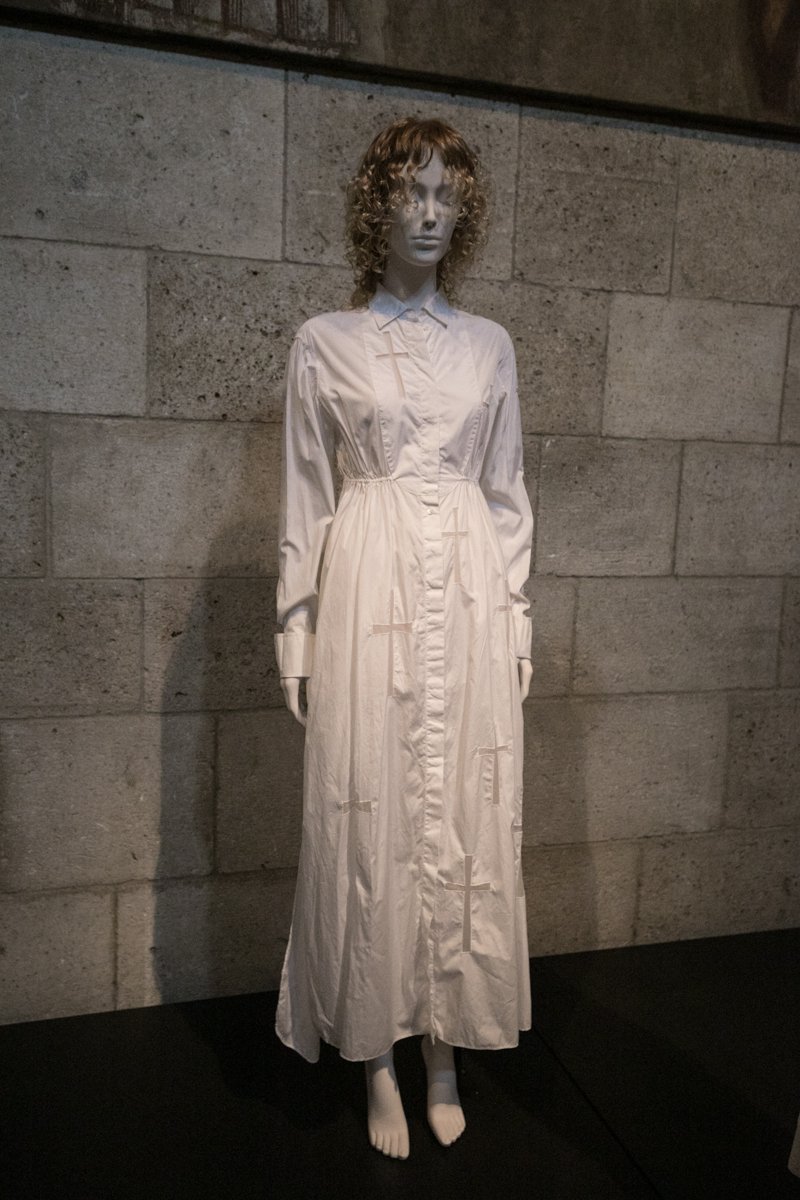 a2a67e40e20180510-img_9600-jpg.jpeg Azzedine Alaia<br>