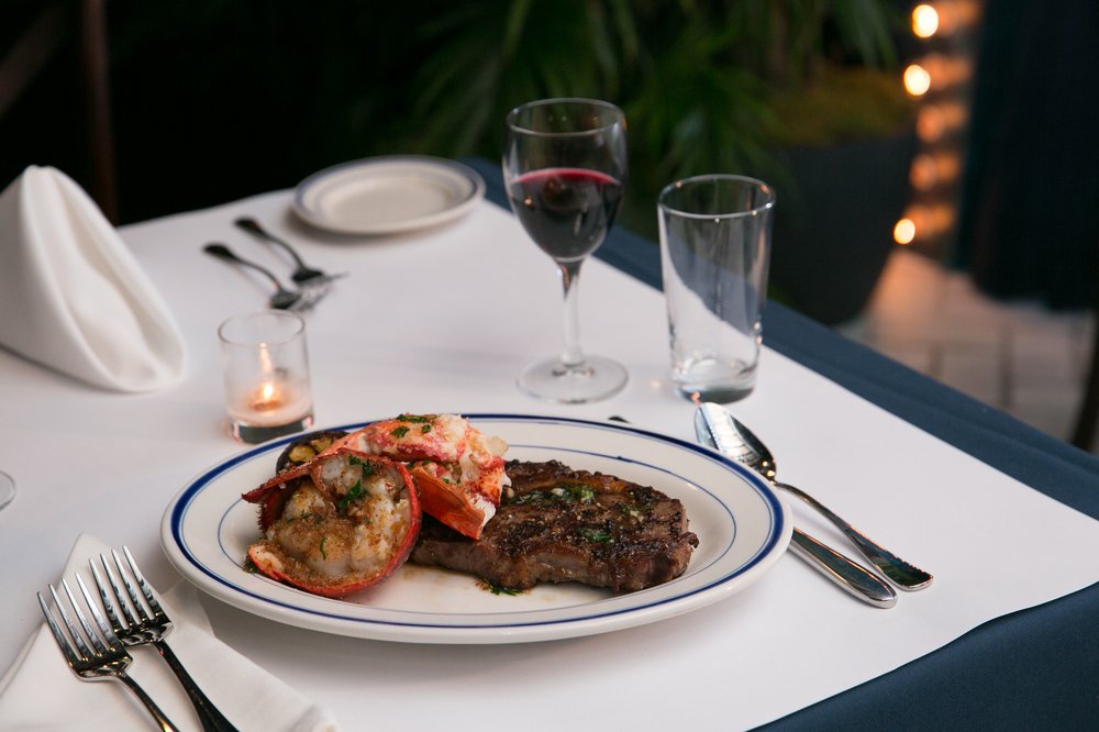 a2c584290the-club-car-steak-and-lobster-c57a6607-jpg.jpeg (Conor Harrigan)