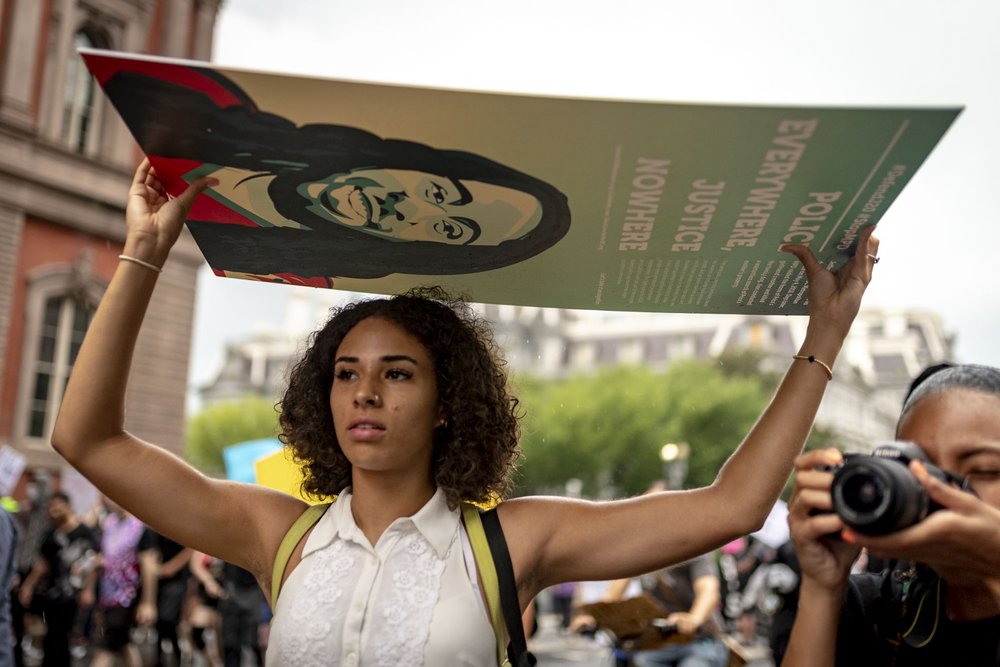 Counterprotesters outnumbered the white nationalists<br>