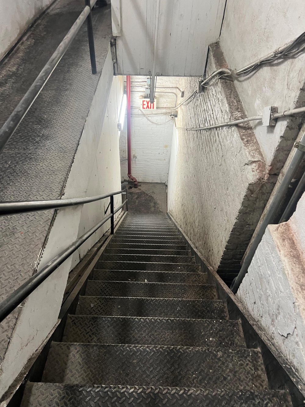 A staircase leading to the concert.