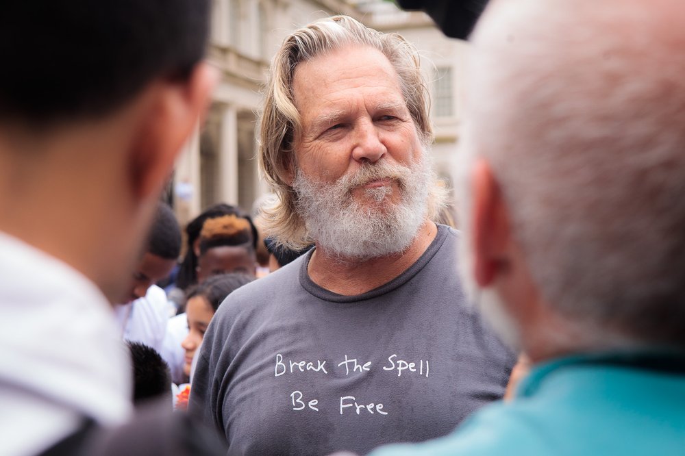 aa3150eee20180913_lennonbus_015-jpg.jpeg Jeff Bridges (Photo by <a href="http://www.sachynmital.com/">Sachyn Mital</a>)