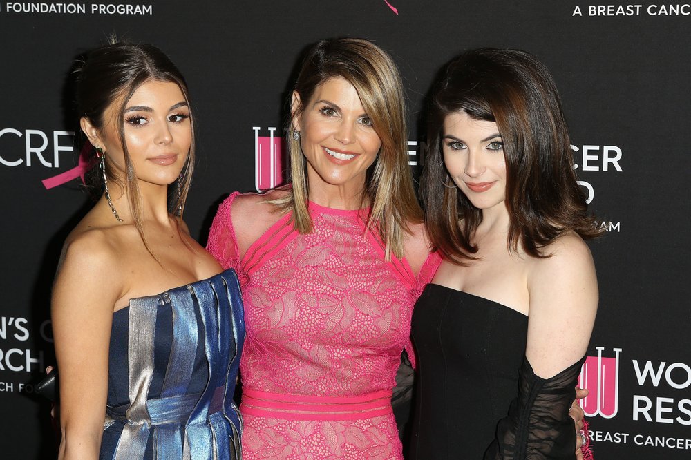 aa883a3cfshutterstock_10125476i-jpg.jpeg Olivia Jade Gianulli, Lori Loughlin and Isabella Gianulli in February 2019 (NINA PROMMER/EPA-EFE/Shutterstock)