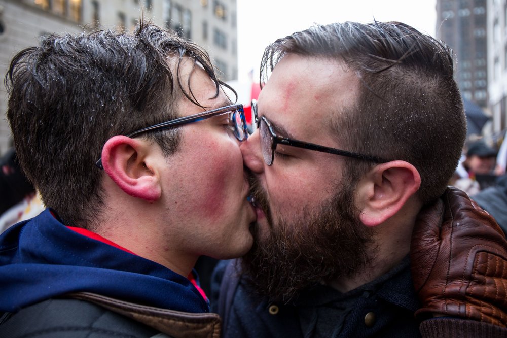 abfa9397elgbtkiss-86-jpg.jpeg
