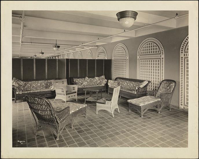 b0bee3013mny29056-jpg.jpeg An employee lounge. (93.1.1.15183)<br/>