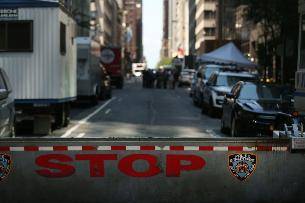 b25d11ee9gettyimages-826421854-jpg.jpeg Eat 56th Street between Fifth Avenue and Madison Avenue is closed<br>