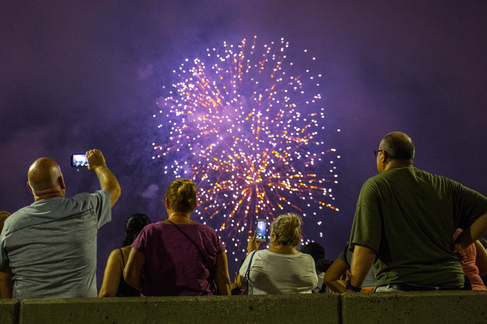 b6204b74cfourthjuly-95-jpg.jpeg