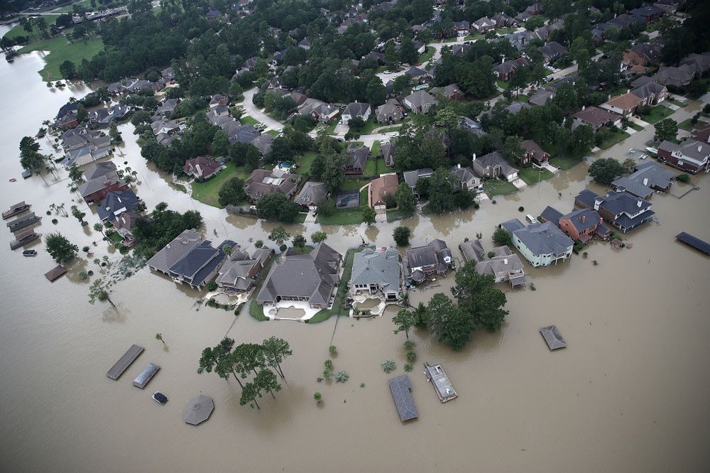 b6614dfe5gettyimages-841052402-jpg.jpeg Flooded homes are shown near Lake Houston following Hurricane Harvey.<br>