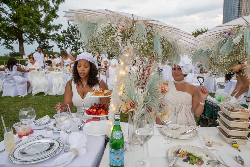 b6b1ca52bdinnerenblanc-28-jpg.jpeg