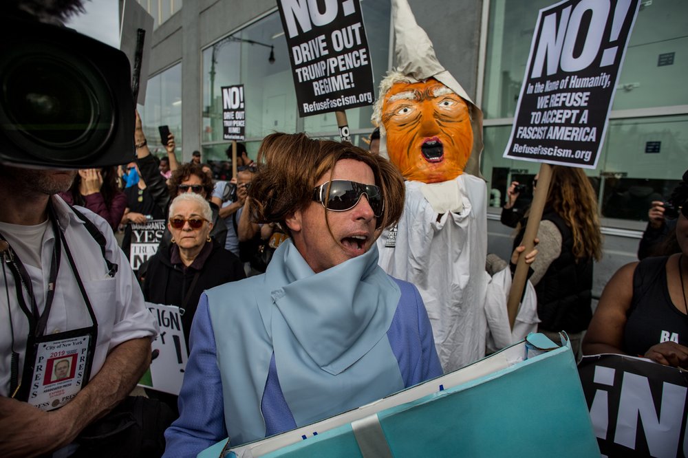 b80e6c681050517trumpvisitprotest-2-jpg.jpeg