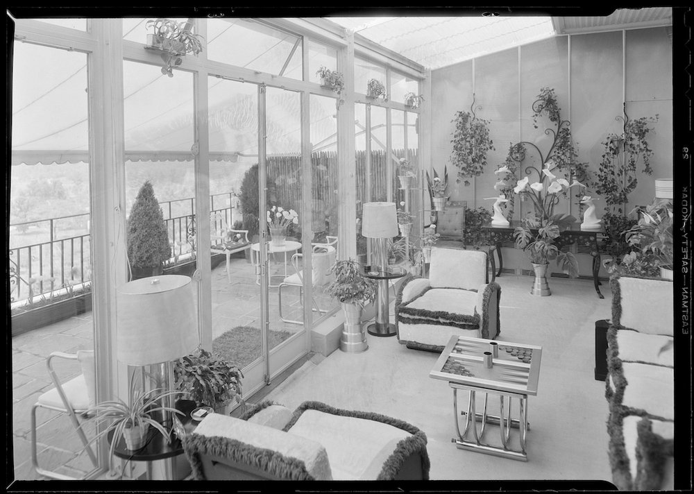b86524653rc73-jpg.jpeg Elizabeth Arden's penthouse at 834 Fifth Avenue, looking north May 23, 1933. (Photo by Samuel Gottscho. Museum of the City of New York, gift of Gottscho-Schleisner, 88.1.1.2821)