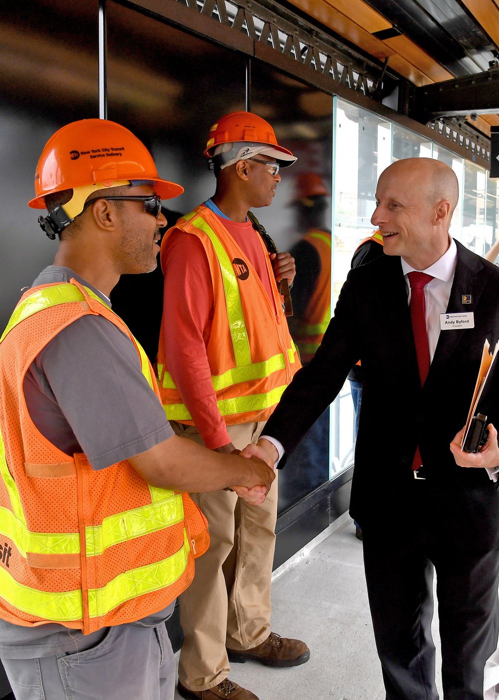 bd4e3fc8f42057256175_b84b9f5dc9_h-jpg.jpeg NYC Transit President Andy Byford at the reopening<br>(Marc A. Hermann / MTA New York City Transit)