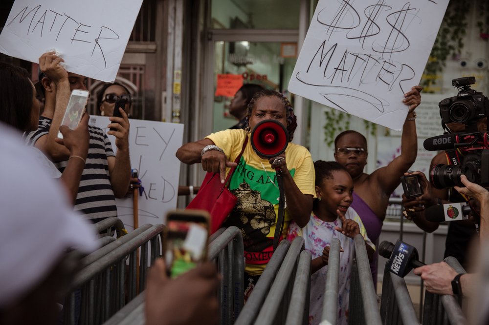 beb77b9da20180807gothamist_nailsalonprotest-15-jpg.jpeg Protesters enraged by recent footage of nail salon employees assaulting black customers in Flatbush, Brooklyn, held a march and blocked another salon on Nostrand Avenue Tuesday night.<br>