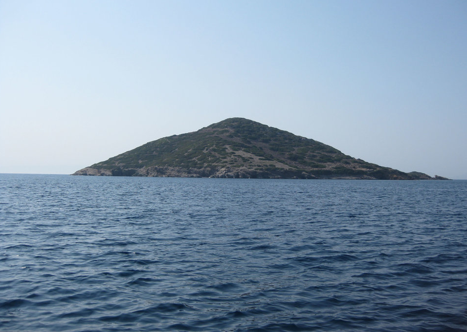 c3f0f5808.jpeg Stroggilo Island. Cost: $5,571,645. Size: 54 Acres. Pros: The island is "covered with green, almost all year long," has drinkable water ("with small process"), and beach "can easily transform to a heaven on earth place for vacations." Cons: No bodegas or 24-hour Duane Reades