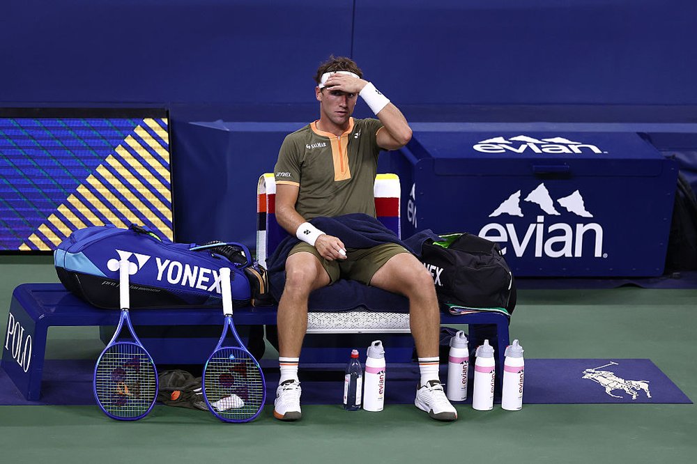 Casper Ruud on the bench during a U.S. Open match