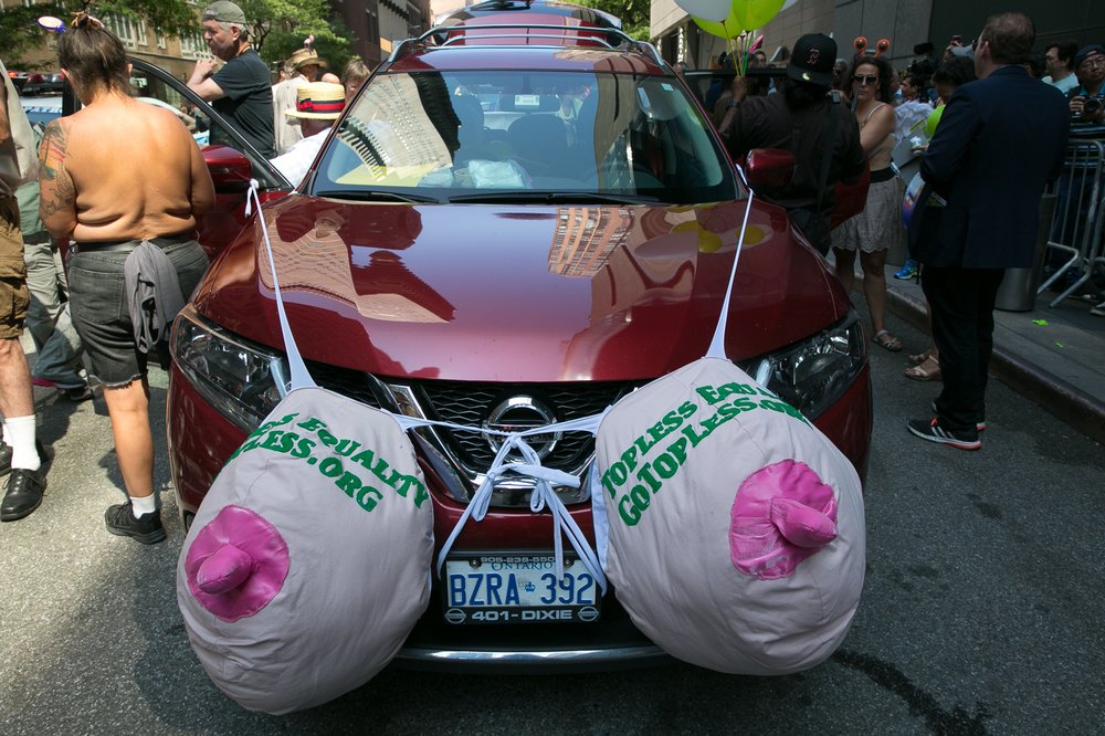 cb40b83bftparade_alixpiorun-01-jpg.jpeg