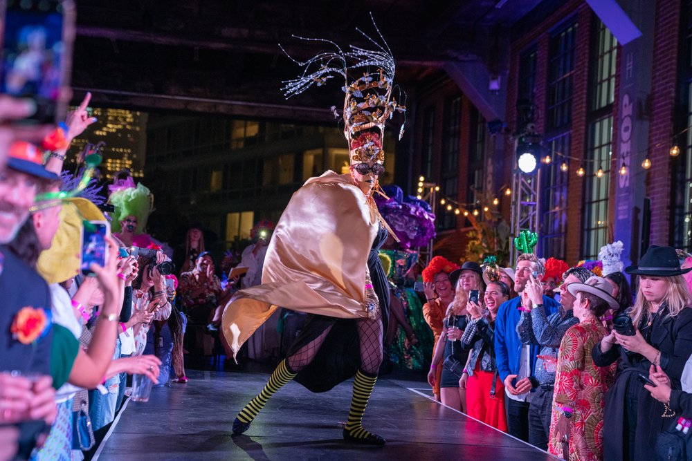 ceba16472a7r09104-jpg.jpeg The High Line Hat Party<br>(David "Dee" Delgado / Gothamist)