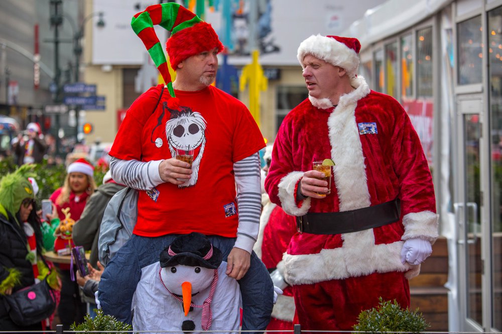 cf57e8649santa-16-jpg.jpeg