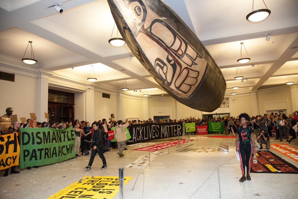 cf770471ecolumbus-day-protest-indigenous-people-day-5394-jpg.jpeg