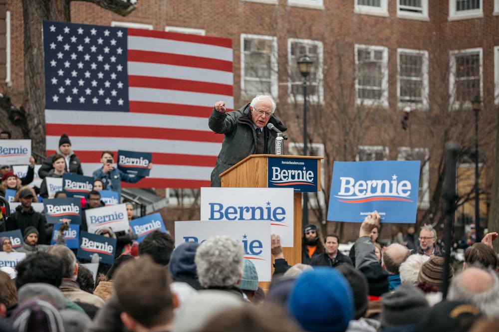 cfa149fe020190302berniesandersbrooklyncollege-21-jpg.jpeg (Scott Heins / Gothamist)