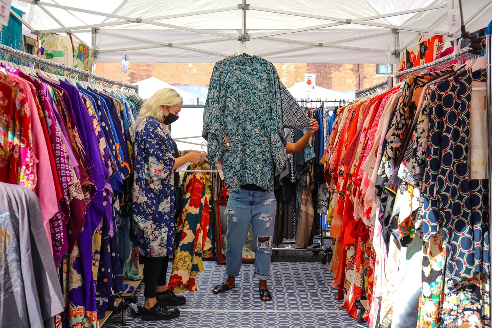 Chelsea Flea reopening People browse the newly reopened open-air Chelsea Flea Market