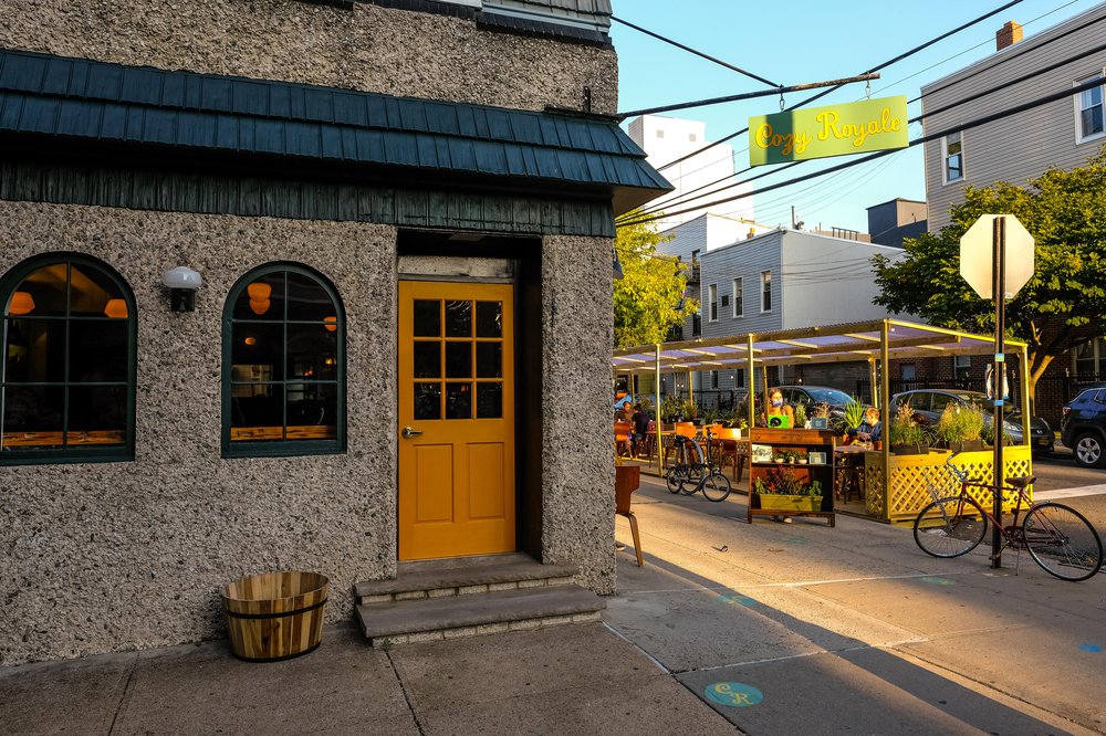 Cozy Royale exterior of Cozy Royale