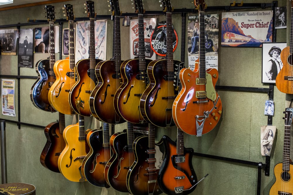 dc58b77fa100317mattumanovguitars-jpg.jpeg