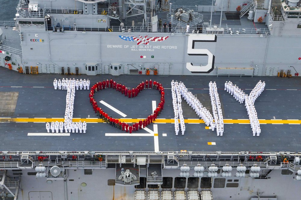 e1c6274cd27179029901_070802204f_b-jpg.jpeg U.S. Navy / Flickr