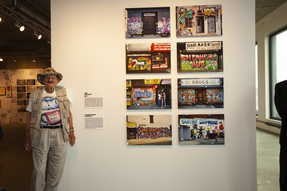 e2c454f5cimg_2635-jpg.jpeg Jim Prigoff with storefront pictures