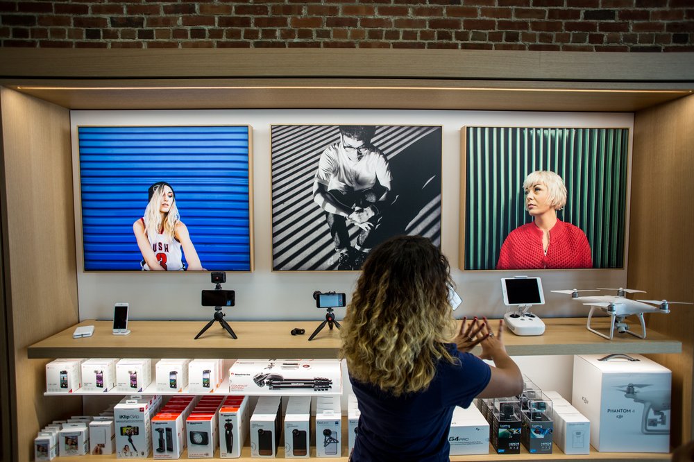 e3e72b44b072816applestore10-jpg.jpeg