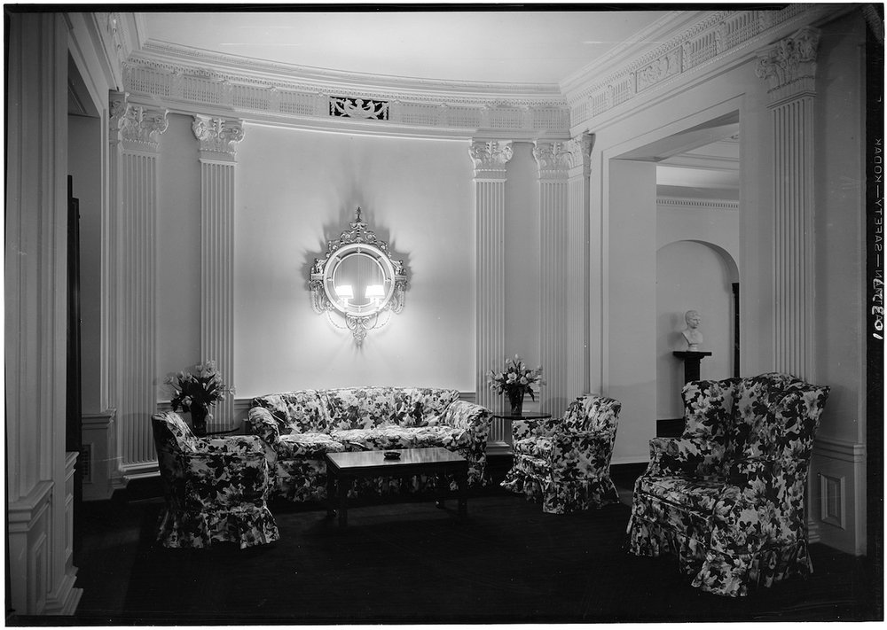 e4fb0299frc62-jpg.jpeg 960 Fifth Avenue lounge, April 9, 1929. (Photo by Samuel Gottscho. Museum of the City of New York, gift of Gottscho-Schleisner, 88.1.1.631)
