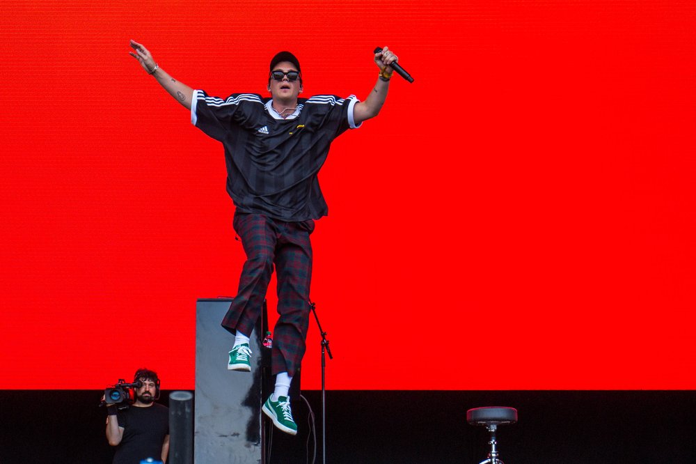 e6aa155f4govballsat-22-jpg.jpeg LANY<br/>