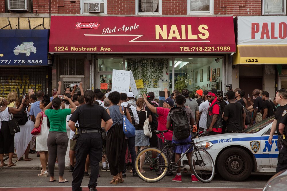 e7b72aa2320180807gothamist_nailsalonprotest-13-jpg.jpeg Protesters enraged by recent footage of nail salon employees assaulting black customers in Flatbush, Brooklyn, held a march and blocked another salon on Nostrand Avenue Tuesday night.<br>