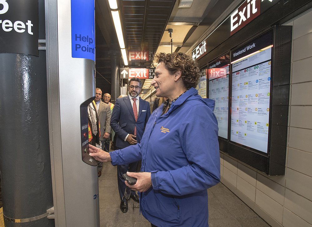 f3e32d15736965173731_6aeaaeabcf_b-jpg.jpeg Trying out the help point (Patrick Cashin / MTA)