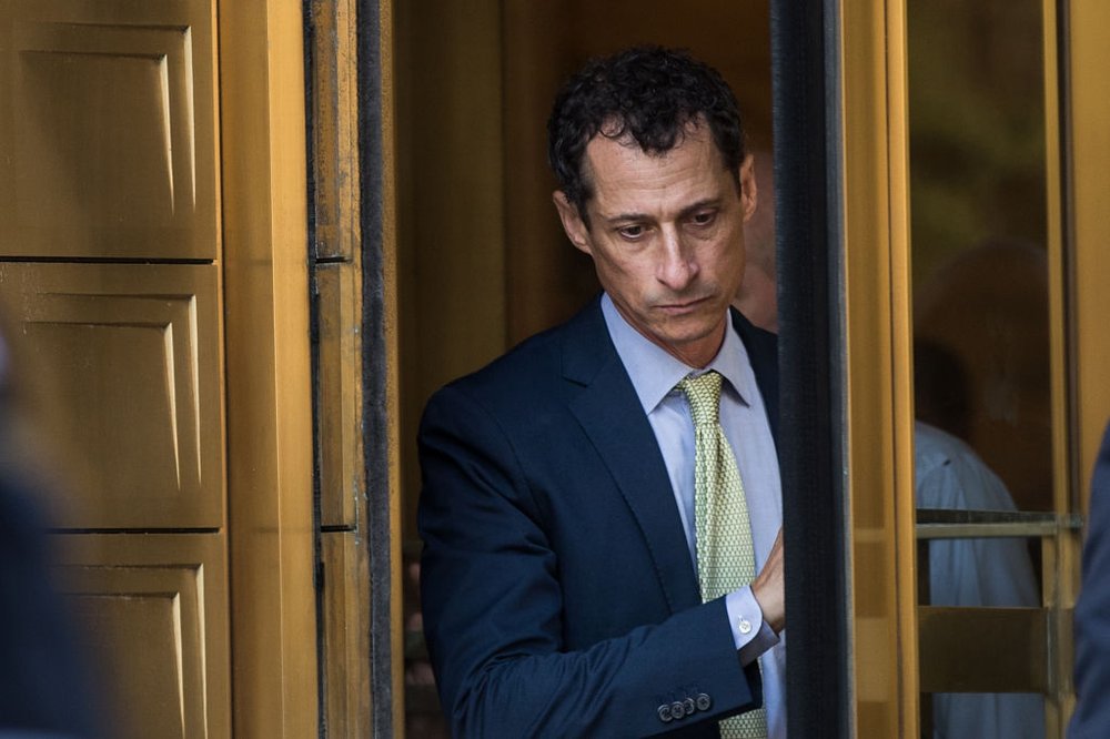 f4902af5bgettyimages-853593428-jpg.jpeg Former Rep. Anthony Weiner leaves Manhattan Federal Court, September 25, 2017 (Getty Images)