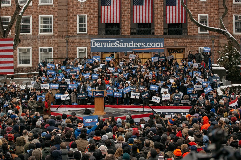 f6e77aa4720190302berniesandersbrooklyncollege-19-jpg.jpeg (Scott Heins / Gothamist)